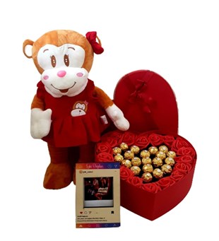 Cuci Elbiseli Ayakta Maymun 50 Cm Büyük Kalp Kutu Raffaello Çikolata İyiki Doğdun Kişiye Özel;